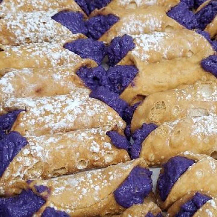 Cannoli Blueberry Lavender