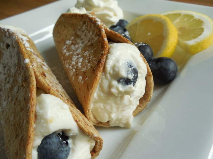 Cannoli Blueberry Lemon