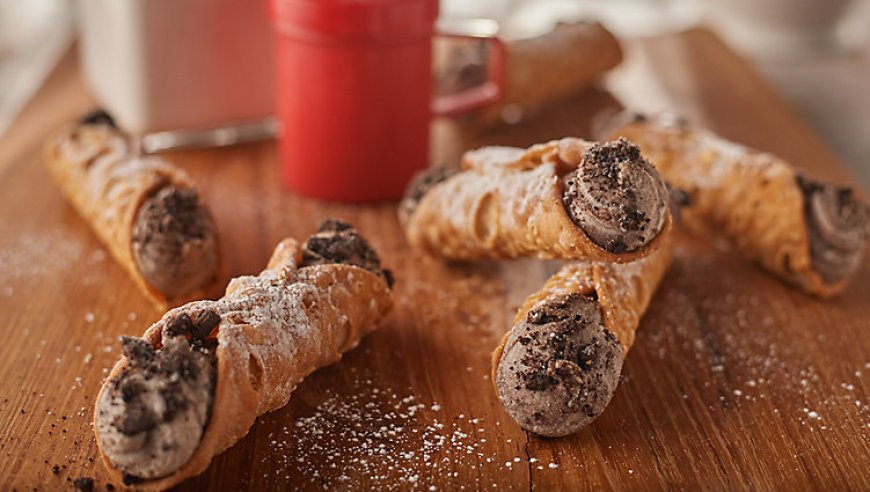 Cannoli Cookies and Cream Brownie