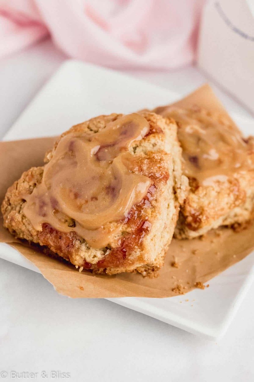 Scones Peanut Butter dan Jelly