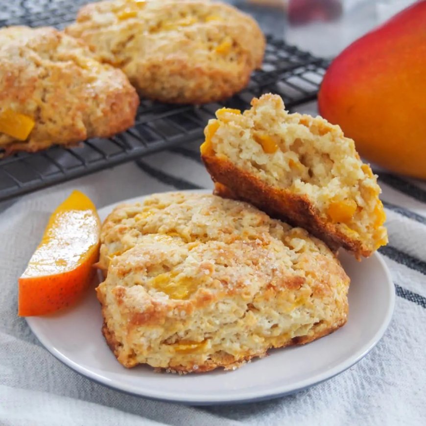 Scones Mango dan Coconut