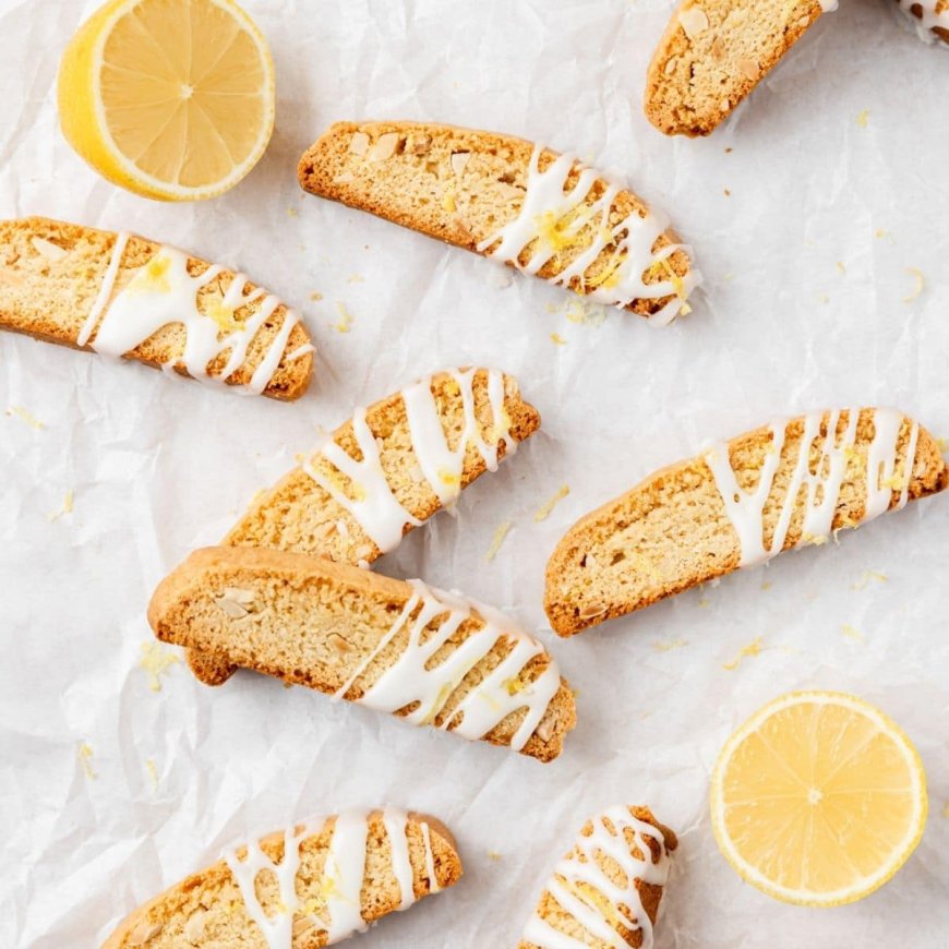 Biscotti lemon dan almond