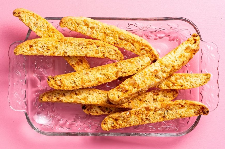 Biscotti almond dan rosemary