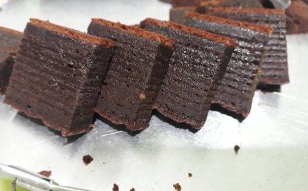 Kue Lapis Ketan Hitam