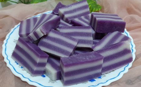 Kue Lapis Ubi Ungu