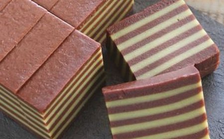 Kue Lapis Coklat Keju