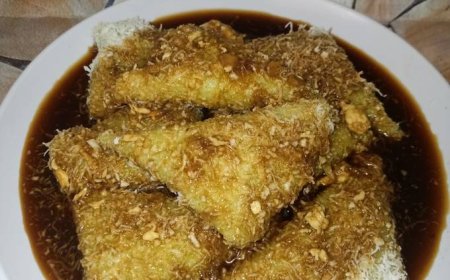 Kue Lupis Ketan Durian