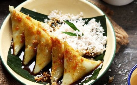 Kue Lupis Ketan Gandum