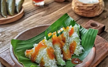 Kue Lupis Ketan Tiramisu