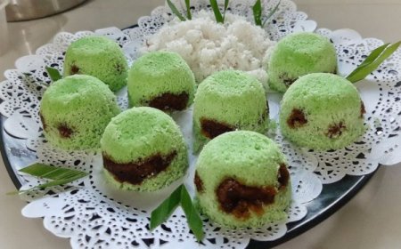 Kue Putu Gula Merah