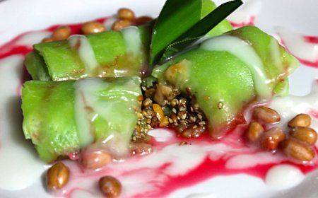 Kue Dadar Gulung Kacang