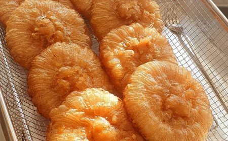 Kue cucur jagung manis