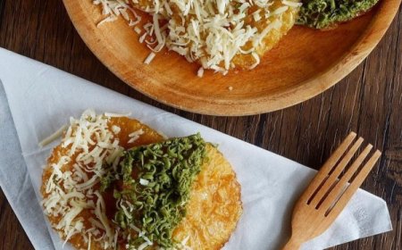 Kue cucur pisang cokelat keju