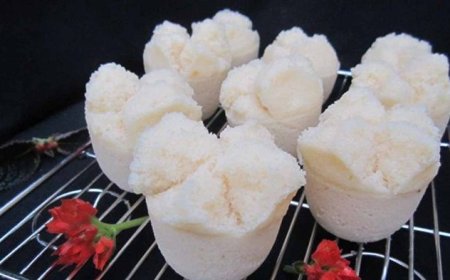 Kue Mangkok Beras Putih