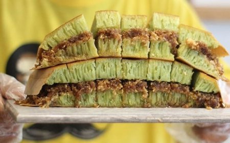 Martabak Manis Abon