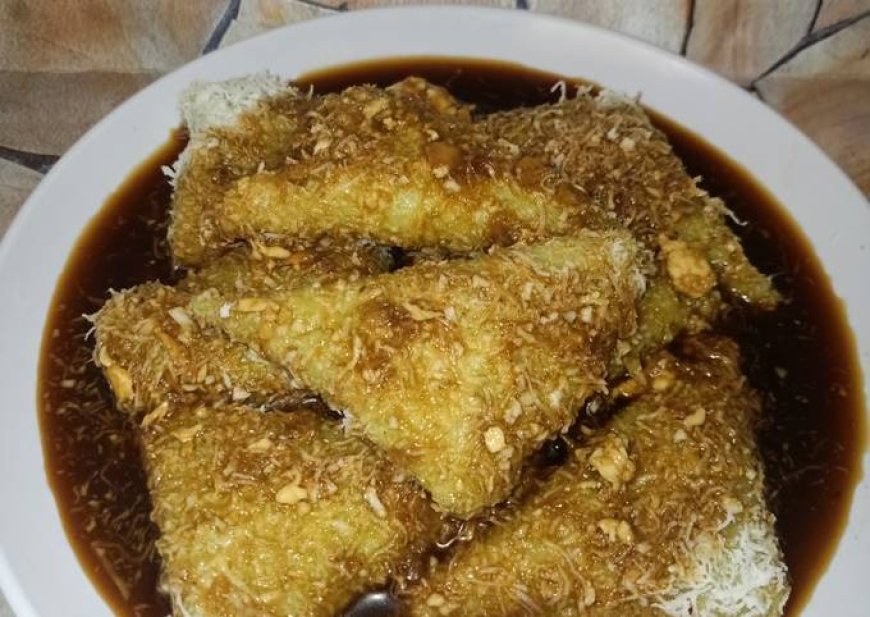 Kue Lupis Ketan Durian