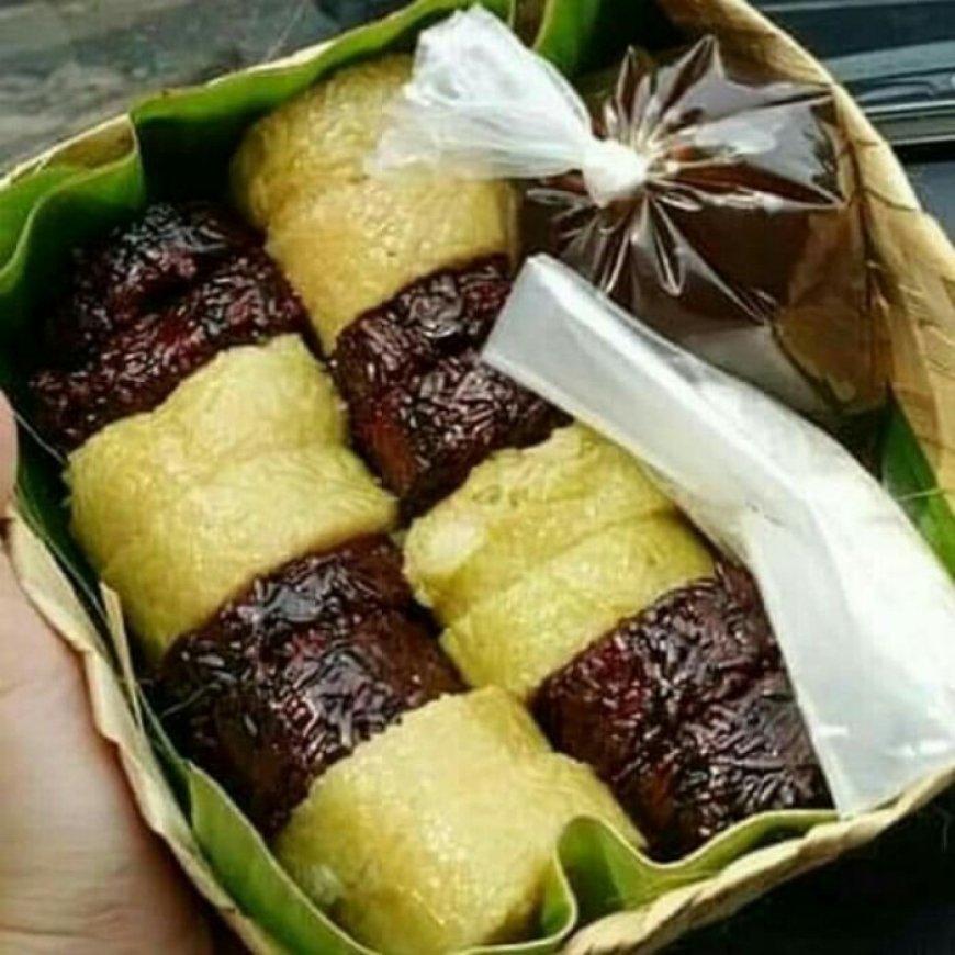 Kue Lupis Ketan Tape