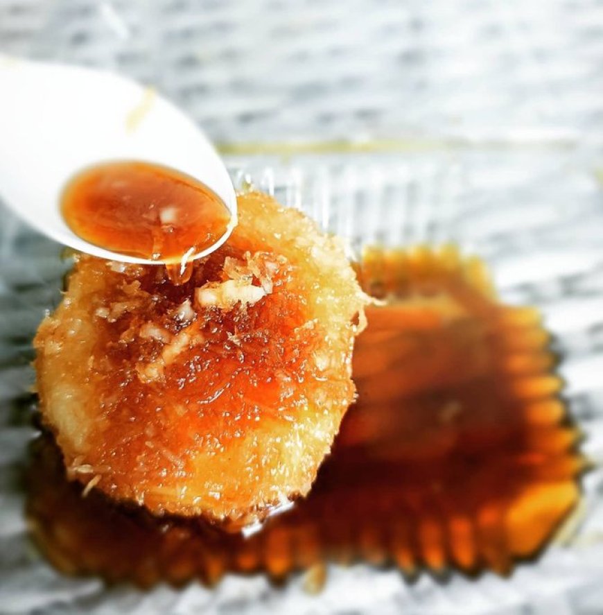 Kue Lupis Ketan Kuning Telur