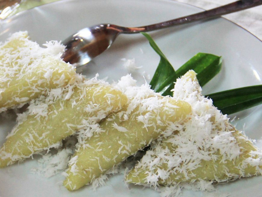 Kue Lupis Ketan Susu