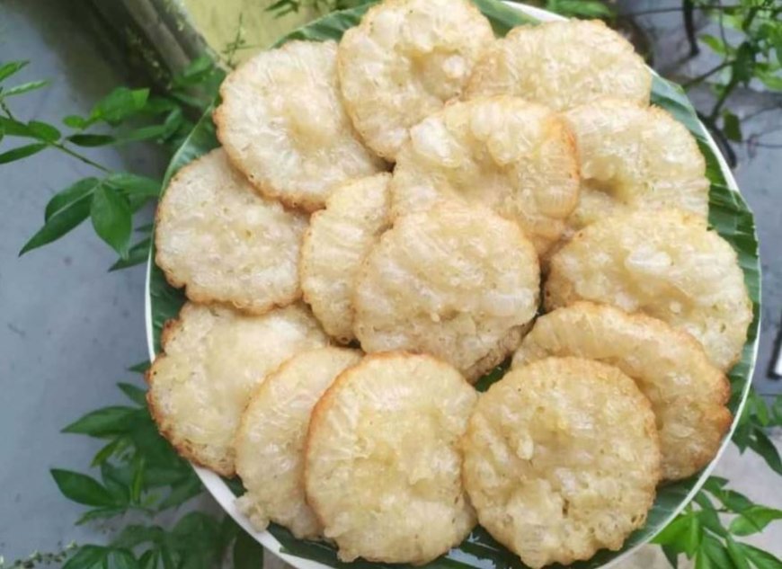 Kue cucur ketan putih