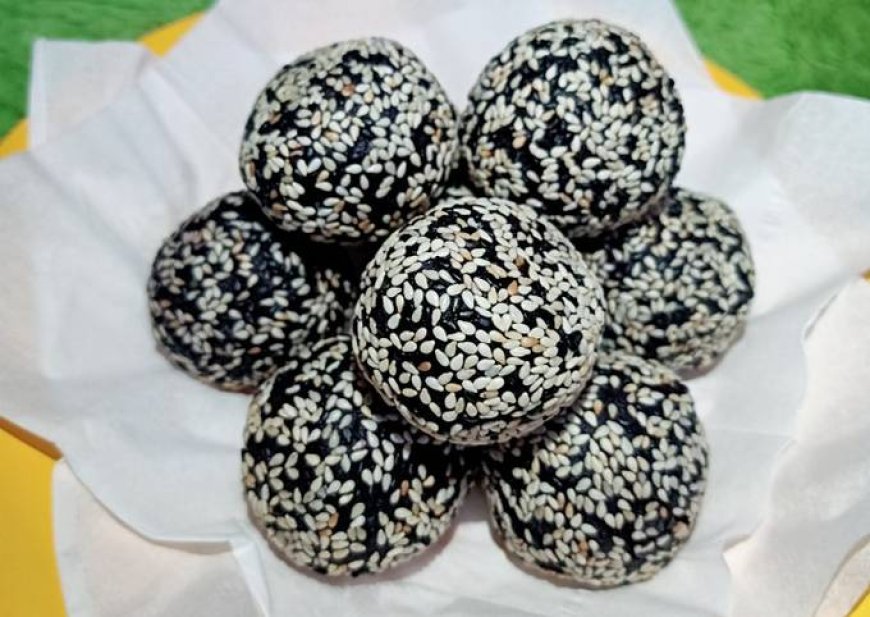 Onde-onde Ketan Hitam