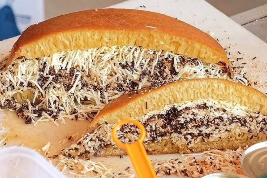 Martabak Manis Kelapa Keju