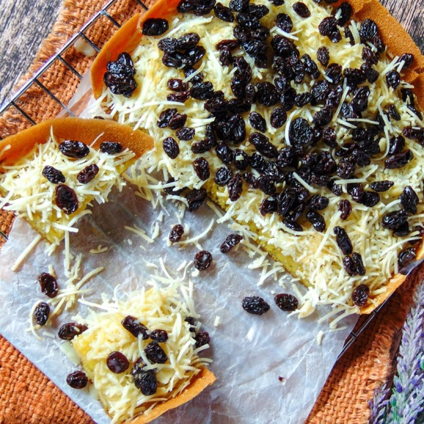 Martabak Manis Kismis Keju