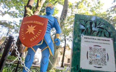 Pj Wali Kota Bandung Resmikan Patung Super Hero "Kesatria Bersinar" Pahlawan Anti Narkotika