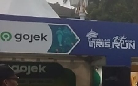 Booth Gojek Hadir di Bandung QRIS Run 2024