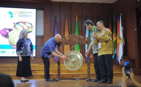 Menkop UKM RI Buka Agri Summit 2024