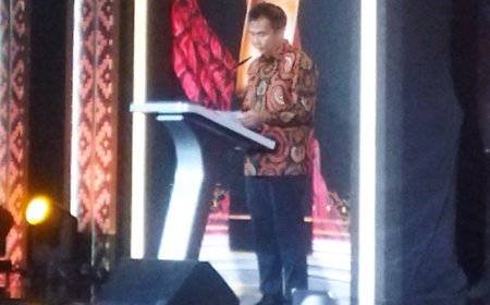 Pemprov Jabar Raih Penghargaan Outstanding in Campaigning Growth & Public Empowerment CNN Indonesia Awards 2024