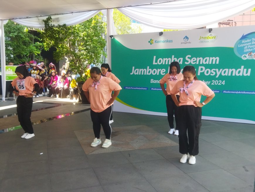 Kader Posyandu Sulawesi Utara Ikuti Lomba Senam
