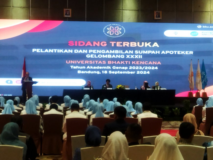 UBK Gelar Pelantikan & Angkat Sumpah Apoteker Gelombang XXXII Tahun 2024