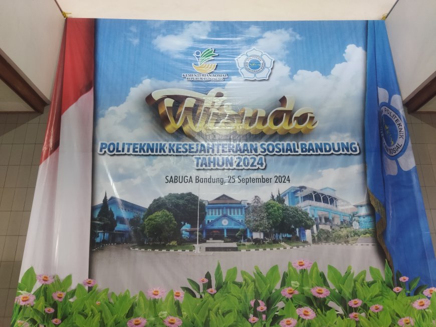 Menteri Sosial Hadiri Wisuda Poltekesos Bandung 2024