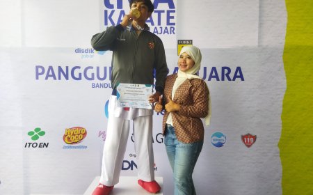 Keren! Azka Dhirgam Juara 1 Liga Karate Antar Pelajar Se-Jabar 2025