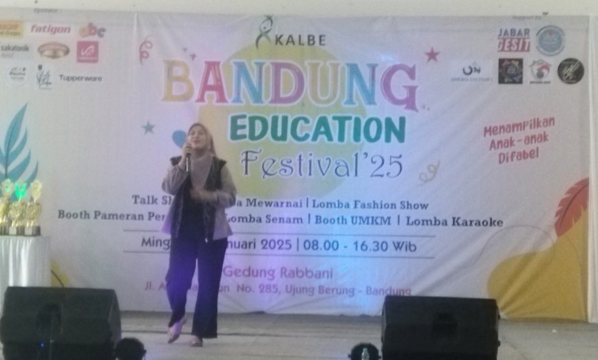 Istri Wakil Walikota Bandung Terpilih Membuka Bandung Education Festival 2025