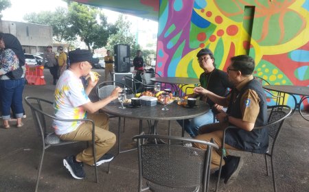 Dinas SDABM Percantik Kawasan Kolong Jembatan Surapati Bandung