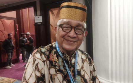 Prof. Kusnandi Hadiri Pertemuan Nasional Rapat Kerja YPAC Se-Indonesia