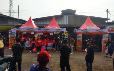 Indomie Gelar Peringatan Hari Soto Nasional di Pasar Gede Bage Bandung