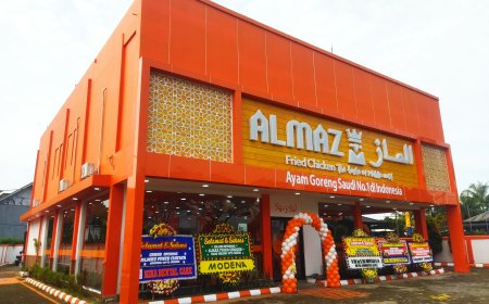 Meriah! ALMAZ Fried Chicken Hadir di Kota Bandung