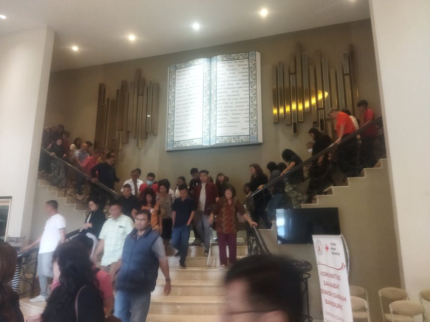 Antusias Pendonor Membludak di GBI Sukawarna Bandung