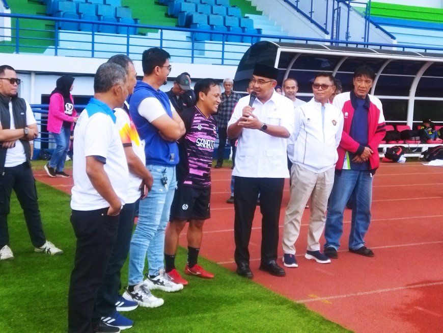 Kemenpora & Igornas Bandung Gelar Pertandingan Persahabatan