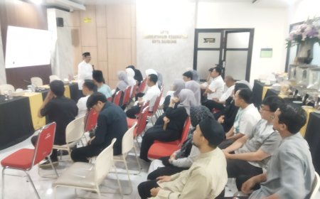 Wakil Walikota Hadiri Halal Bihalal & Tasyakur Hasil Akreditasi UPTD Labkes Kota Bandung