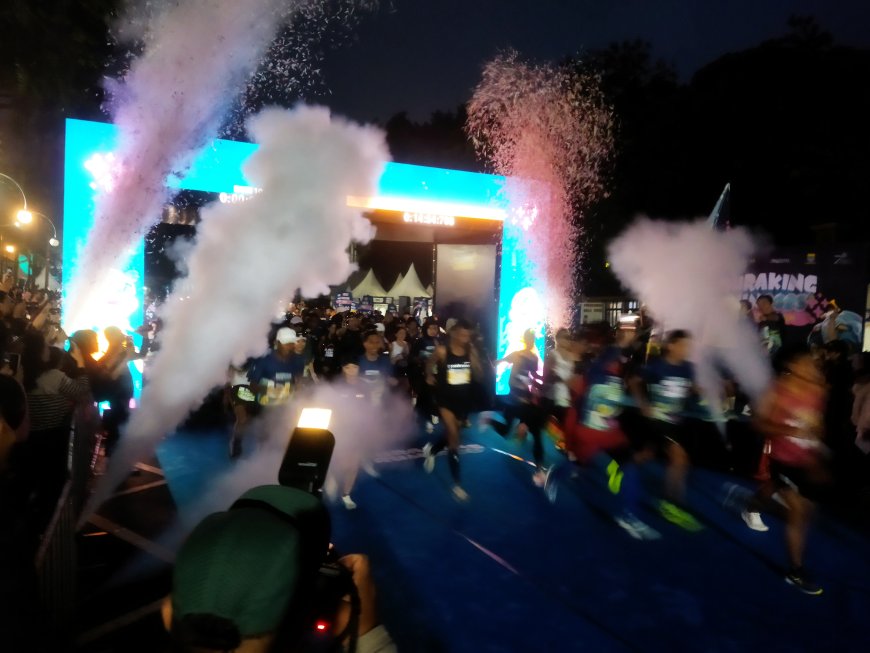 Walikota Bandung Resmi Buka Duraking Run 2025