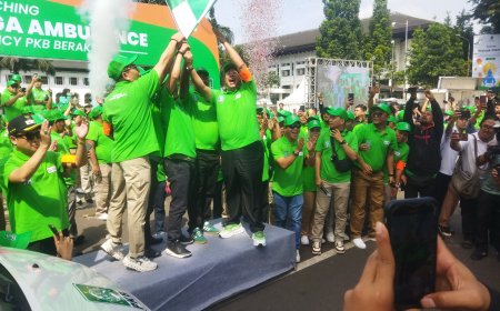 PKB Jabar Gelar Launching 200 Mobil Siaga Ambulance