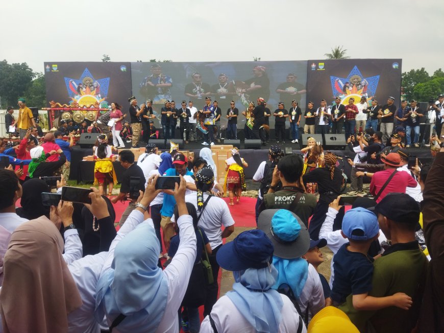 Ketua DPRD Kab. Temanggung Hadiri Festival Temanggung 2025 di Bandung