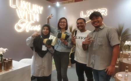 Wamen Ekraf RI Kunjungi Tenant LXVR, Brand Parfum Lokal Ternama