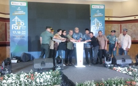Dr. Ahmad Kosim Asmari Hadiri Job Fair Disnaker Bandung 2025: Wujud Kolaborasi Dunia Usaha & Pemerintah Dukung Lapangan Kerja