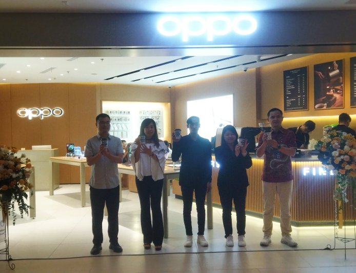 Meriah! Grand Opening OPPO Experience Store di 23 Paskal Bandung