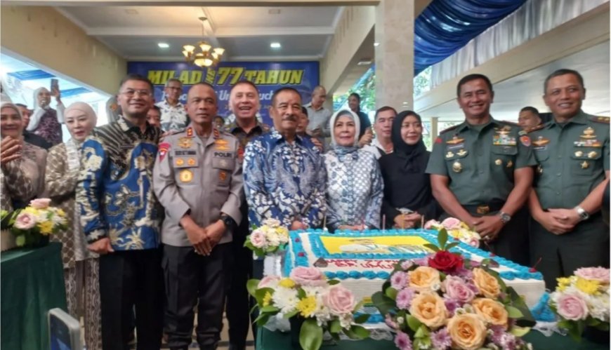 Dapat Kado Istimewa Back to Back Champions PERSIB di Usia 77